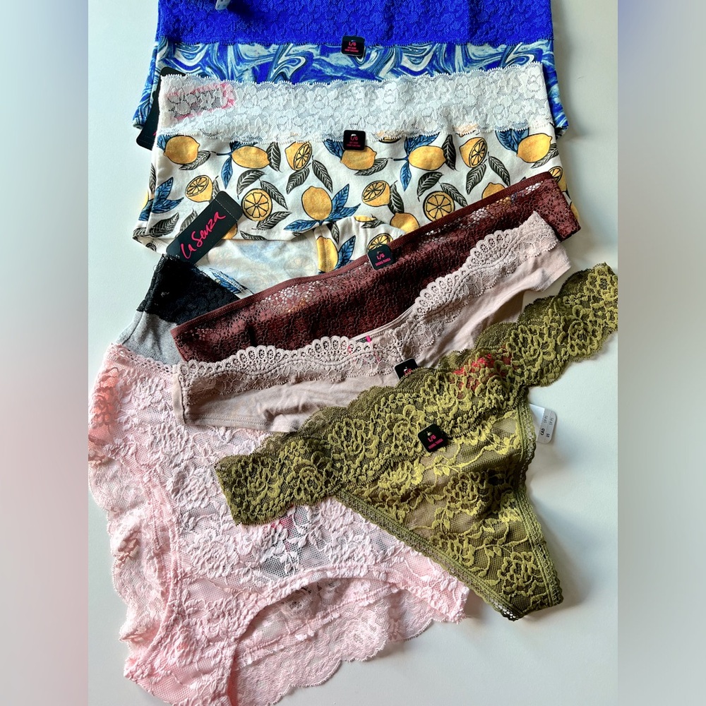 La Senza  • 7 Pack • Lace, cotton blends! • 3 thongs • Boy shirt• Hipster•